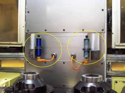 twin spindle tool monitor